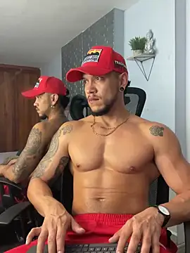 ARON TAYLER01 online show from January 2025 04:12:02 PM