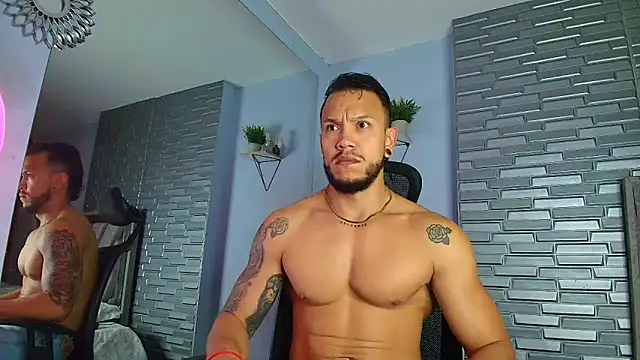 ARON TAYLER01 online show from February 2026 10:25:01 AM