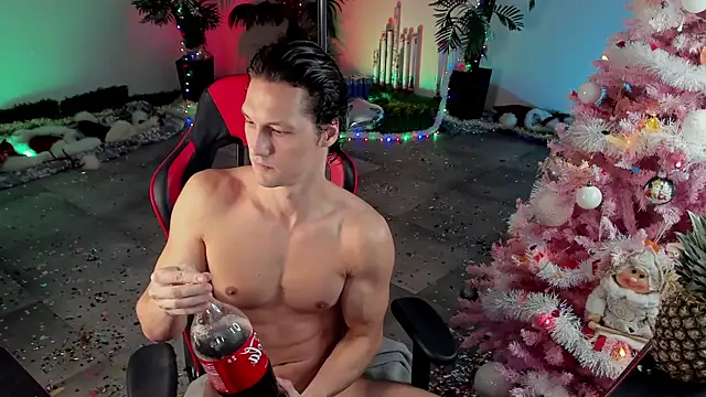 dirty-boss online show from December 2024 08:25:02 PM