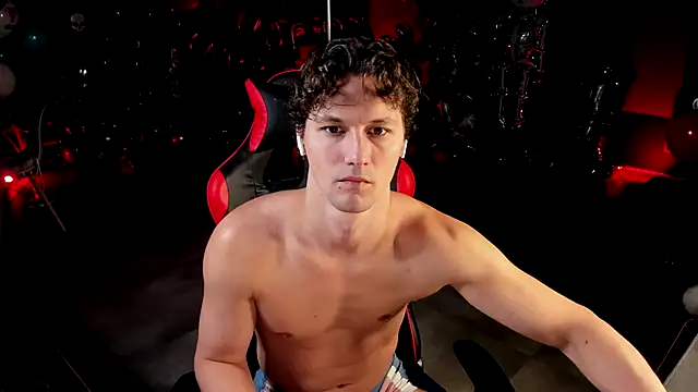 dirty-boss online show from December 2025 01:02:02 AM