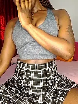 Snapshot of NicRaisaa chatting on October 2025 05:18:01 AM NicRaisaa online show from October 2025 05:18:01 AM