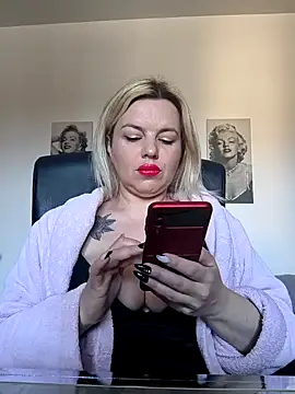 Ladykaos online show from April 2026 12:16:02 PM