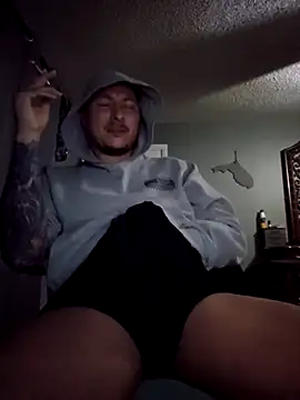 Snapshot of MrBiggBallz chatting on January 2025 11:52:01 AM MrBiggBallz online show from January 2025 11:52:01 AM