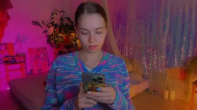 poli   online show from February 2025 08:52:02 PM