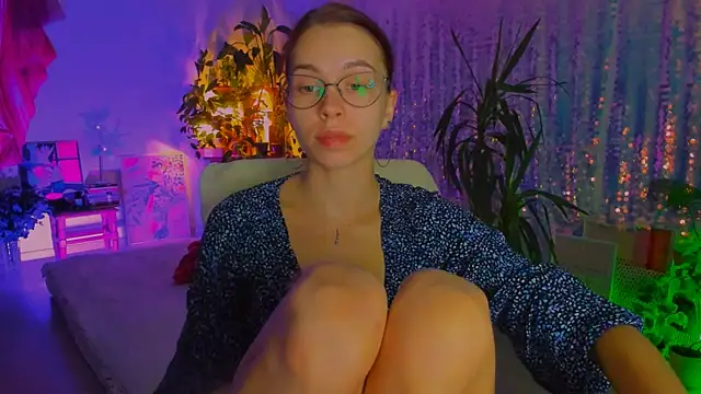 poli   online show from October 2025 07:01:02 PM