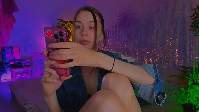 poli   online show from April 2026 10:20:02 AM