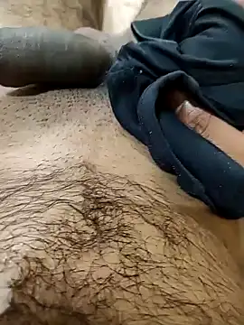 Snapshot of Cucumber_Boy chatting on February 2025 06:38:01 PM Cucumber Boy online show from February 2025 06:38:01 PM