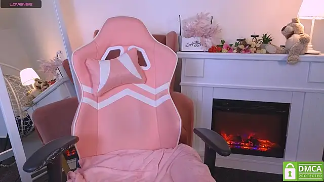 Grace and  Jacob online show from March 2025 06:03:02 PM