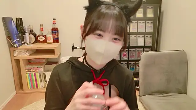 HIKARI x0 online show from April 2026 02:33:01 PM