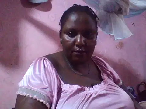 Snapshot of big_clits chatting on April 2026 08:06:02 AM big clits online show from April 2026 08:06:02 AM