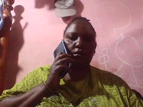 Snapshot of big_clits chatting on May 2026 06:40:01 AM big clits online show from May 2026 06:40:01 AM