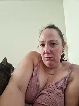 Wisie Cutie online show from February 2025 02:11:02 PM