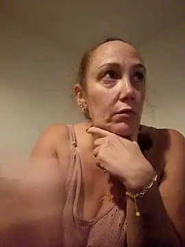 Wisie Cutie online show from October 2025 11:47:01 PM