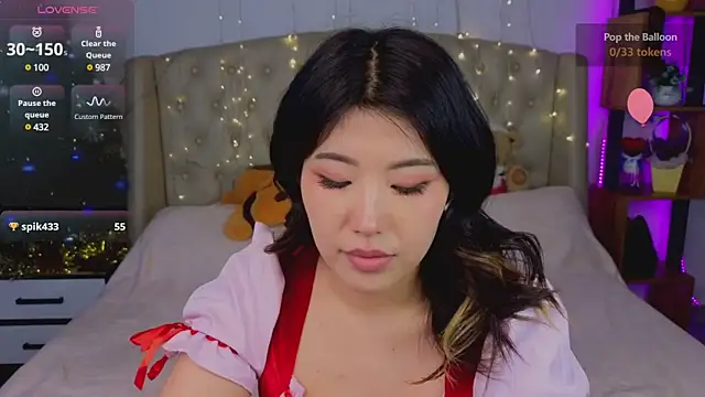 Snapshot of Wendy__Hills chatting on December 2024 03:33:02 PM Wendy Hills online show from December 2024 03:33:02 PM