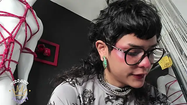 trinitty online show from September 2025 01:25:02 PM