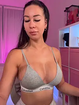 Meliazz online show from June 2026 07:21:02 AM