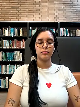 Annya-sweet online show from October 2025 03:02:02 PM