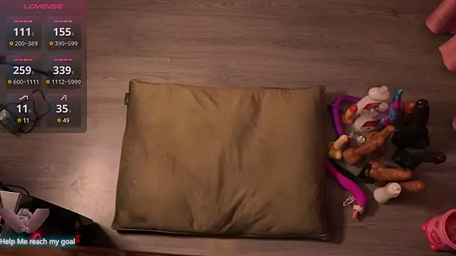 Redhead Shark new online show from February 2025 10:19:01 PM