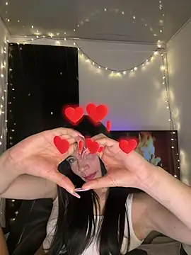 salome polaniiee online show from February 2025 04:40:02 AM