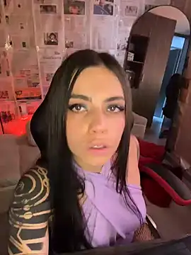 i am nina  online show from April 2026 09:01:01 PM