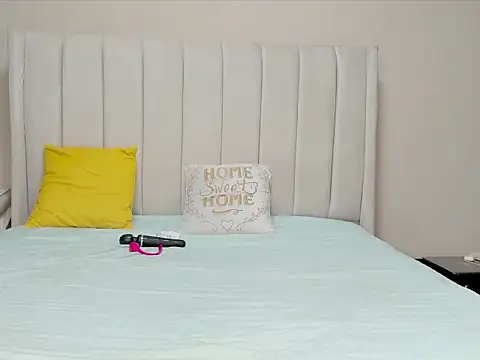  heavenlysent online show from October 2025 03:36:02 PM