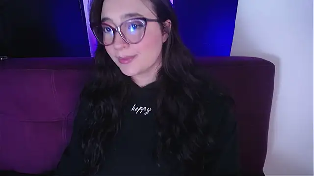 Snapshot of Miss_Loise chatting on December 2024 04:13:02 PM Miss Loise online show from December 2024 04:13:02 PM
