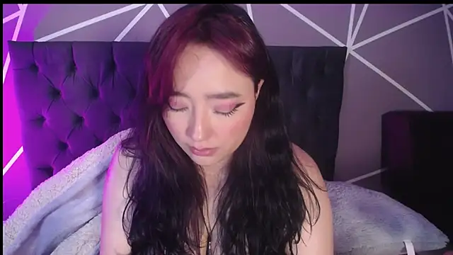 Snapshot of Miss_Loise chatting on February 2025 04:15:02 PM Miss Loise online show from February 2025 04:15:02 PM