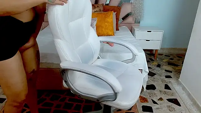 Snapshot of sophia_hadid chatting on December 2024 09:58:02 PM sophia hadid online show from December 2024 09:58:02 PM