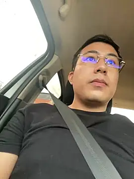 andrewmhilton  online show from March 2025 03:47:02 PM