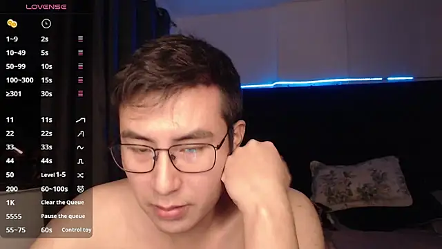 andrewmhilton  online show from November 2025 04:23:02 AM