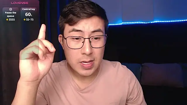 andrewmhilton  online show from April 2026 06:30:01 AM