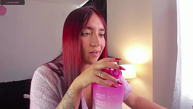 Snapshot of _Tammyy chatting on January 2025 07:49:02 PM  Tammyy online show from January 2025 07:49:02 PM