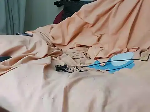 maxxx20202020 online show from February 2025 09:51:01 PM