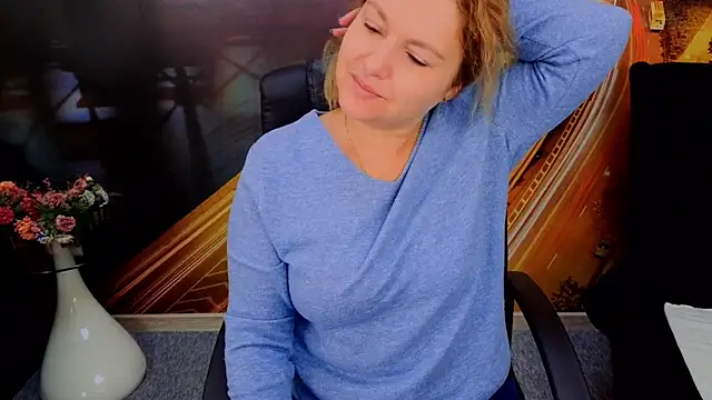 EmmaxPark online show from December 2025 07:17:01 AM