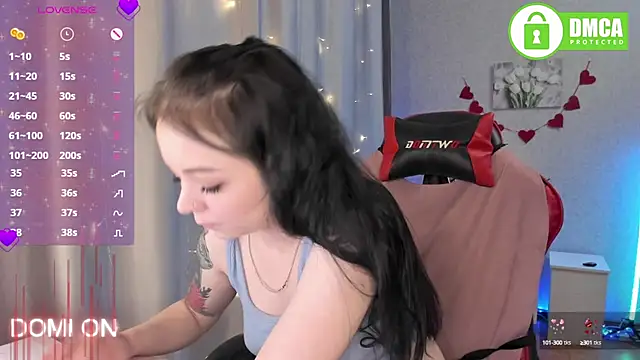 Snapshot of AnnyHoney_ chatting on January 2025 12:06:01 PM AnnyHoney online show from January 2025 12:06:01 PM