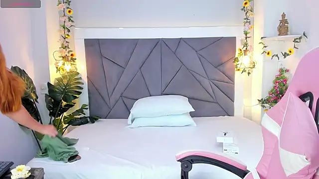 KiarhaTrixie online show from January 2026 03:20:02 AM