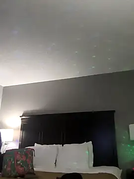 Midwestalpha online show from February 2025 04:48:02 AM