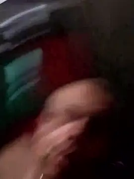 Snapshot of Stomps33 chatting on December 2024 11:40:01 PM Stomps33 online show from December 2024 11:40:01 PM