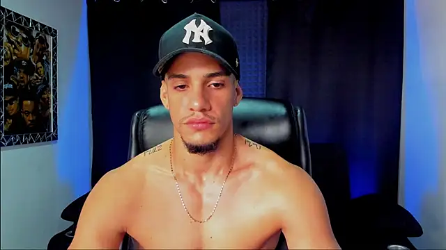 Snapshot of jhonnysnow17 chatting on February 2026 05:38:02 PM jhonnysnow17 online show from February 2026 05:38:02 PM