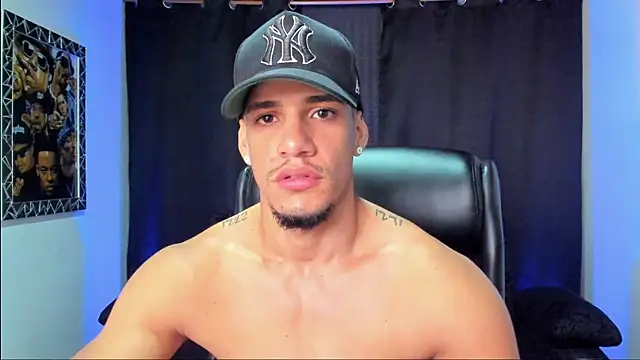 Snapshot of jhonnysnow17 chatting on February 2026 03:29:01 PM jhonnysnow17 online show from February 2026 03:29:01 PM