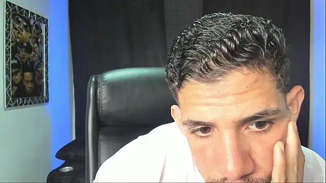 Snapshot of jhonnysnow17 chatting on February 2026 06:31:01 PM jhonnysnow17 online show from February 2026 06:31:01 PM