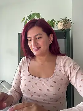 Snapshot of ari_artis chatting on September 2025 09:14:01 PM ari artis online show from September 2025 09:14:01 PM