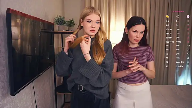 EllenReeves online show from November 2025 06:22:01 AM