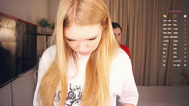 EllenReeves online show from November 2025 05:06:02 AM