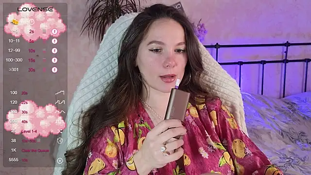 lil luna x online show from April 2026 11:04:02 AM