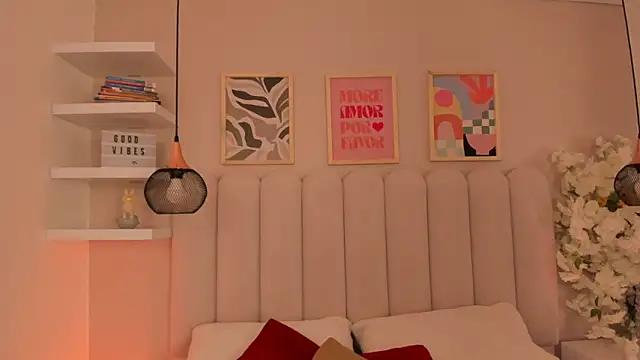 cute  cherry  online show from February 2026 08:16:01 PM