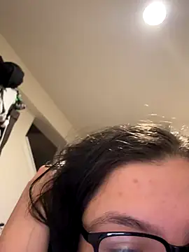 Snapshot of LiverandBrat77 chatting on December 2025 03:26:02 AM LiverandBrat77 online show from December 2025 03:26:02 AM