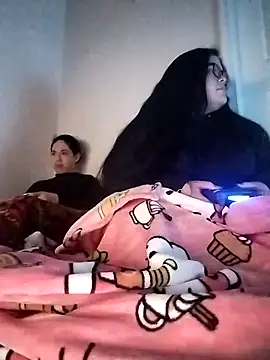 Snapshot of LiverandBrat77 chatting on March 2026 12:28:01 AM LiverandBrat77 online show from March 2026 12:28:01 AM