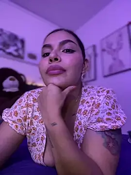 GigiiStone online show from December 2024 03:40:02 AM