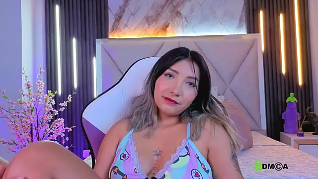 Happy tits online show from November 2025 12:48:01 PM